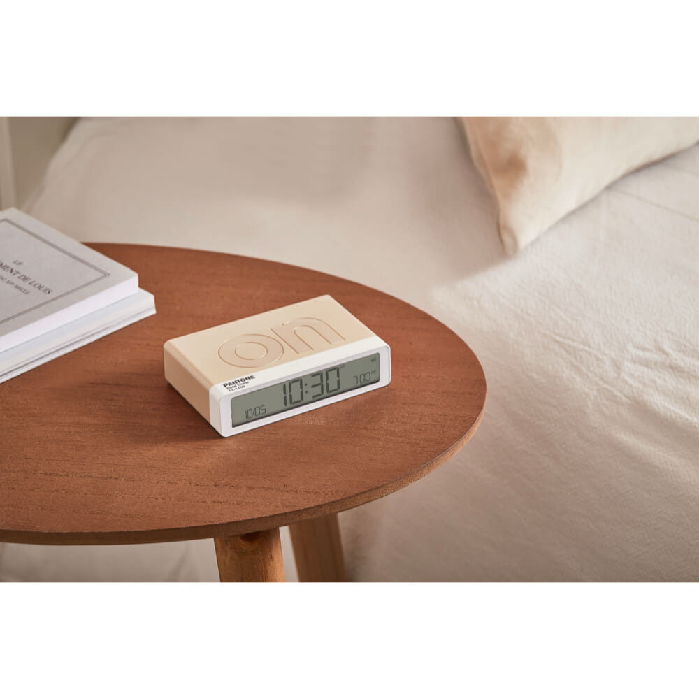 นาฬิกาตั้งโต๊ะขนาดเล็ก LEXON Flip+ Alarm Clock PANTONE สีทราย